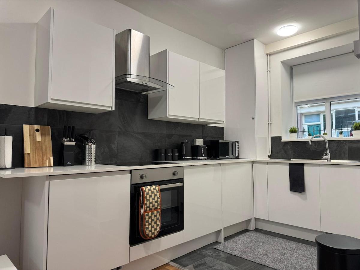 Apartment Ground Floor 2-bed In Hackney